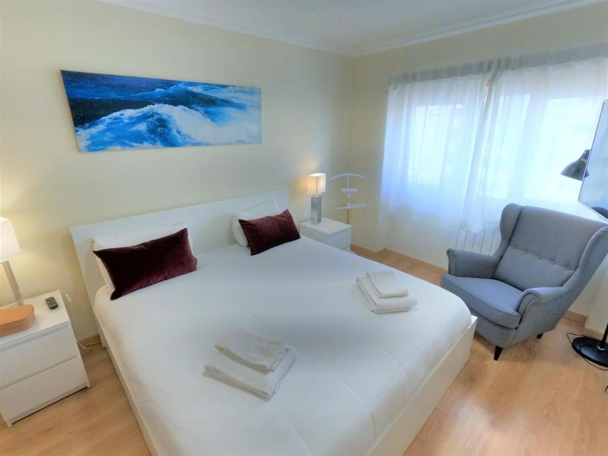 Carnaxide Modern T1 Apartment W Balcony In Carnaxide Oeiras Lisbon Exteriör bild