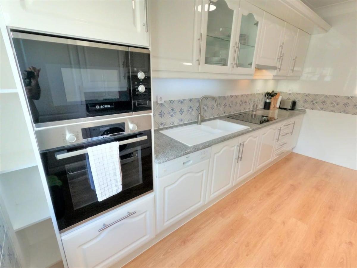 Carnaxide Modern T1 Apartment W Balcony In Carnaxide Oeiras Lisbon Exteriör bild